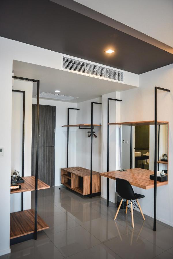 9D Sport Hotel Udon Thani Bagian luar foto