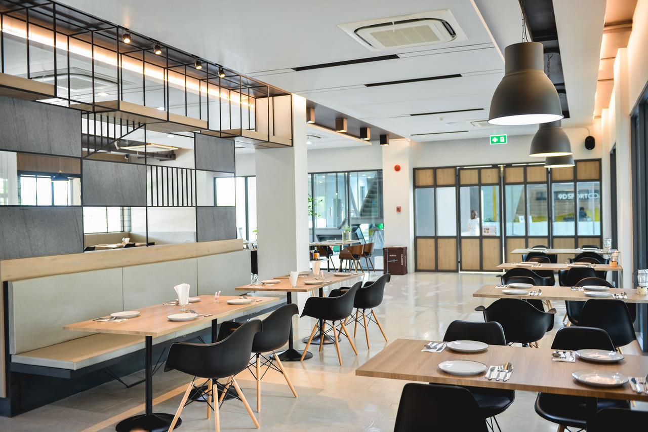 9D Sport Hotel Udon Thani Bagian luar foto