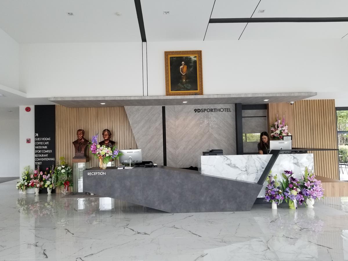 9D Sport Hotel Udon Thani Bagian luar foto